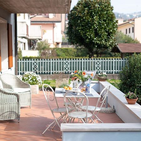 Canevon Suite Apartment Бардолино Экстерьер фото